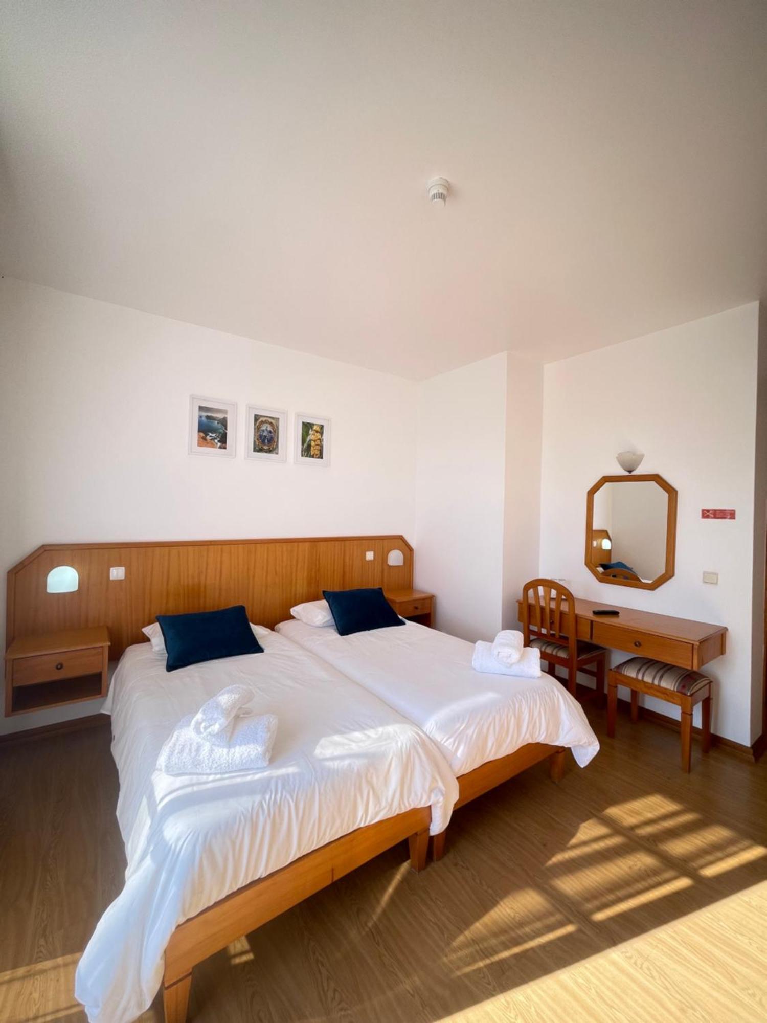 Valhalla Panorama - The Old Residencial Pina Funchal  Room photo